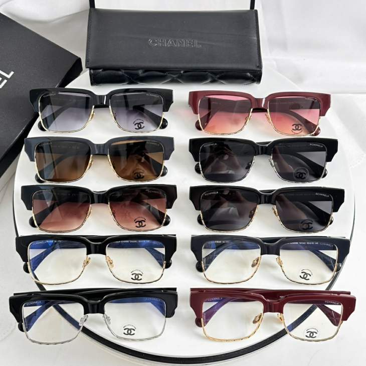 Picture of Chanel Sunglasses _SKUfw77709440fw
